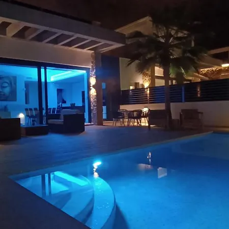 Pmt12 -luxurious With Private Pool Villa Torrevieja